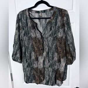 Soyaconcept designer blouse. In very earth toned color pattern. Size large.